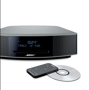 NIB Bose Wave IV